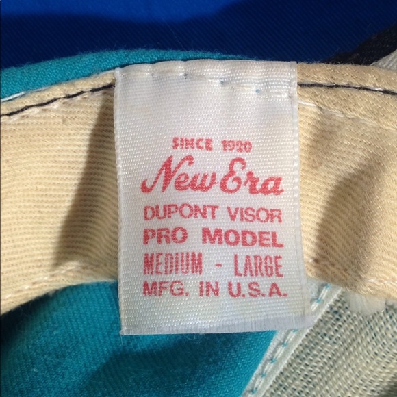 New Era Embroidered Florida Marlins Ball Cap - Picture 4 of 7